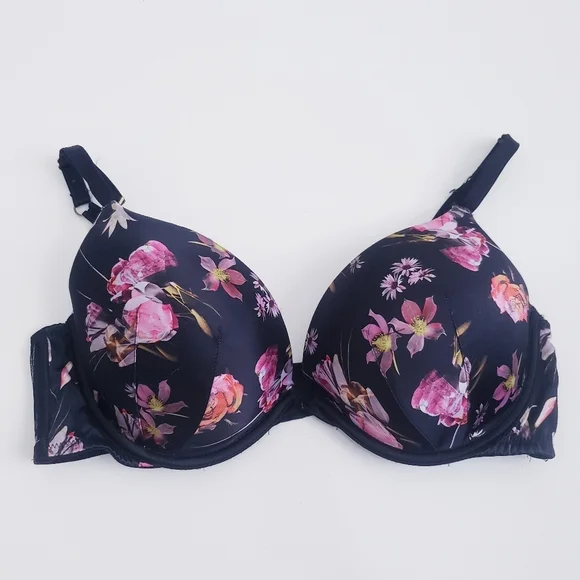 Victoria's Secret Black Floral Pushup Bra - Picture 1 of 8